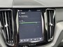 Volvo XC60 2.0 T6 Plug-in hybrid AWD Plus Black Edition 350 PK | Trekhaak | H/K | Pano | 360 Camera