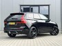 Volvo XC60 2.0 T6 Plug-in hybrid AWD Plus Black Edition 350 PK | Trekhaak | H/K | Pano | 360 Camera