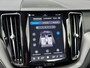 Volvo XC60 2.0 T6 Plug-in hybrid AWD Plus Black Edition 350 PK | Trekhaak | H/K | Pano | 360 Camera