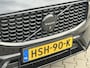 Volvo XC60 2.0 T6 Plug-in hybrid AWD Plus Black Edition 350 PK | Trekhaak | H/K | Pano | 360 Camera