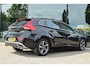 Volvo V40 2.0 D2 R-DESIGN BUSINESS EURO 6 | NAVI | XENON | PDC | CRUISE | CLIMATE | STOELVERW. | ALCANTARA / LEDER