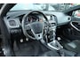 Volvo V40 2.0 D2 R-DESIGN BUSINESS EURO 6 | NAVI | XENON | PDC | CRUISE | CLIMATE | STOELVERW. | ALCANTARA / LEDER