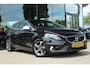Volvo V40 2.0 D2 R-DESIGN BUSINESS EURO 6 | NAVI | XENON | PDC | CRUISE | CLIMATE | STOELVERW. | ALCANTARA / LEDER
