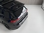 Volkswagen Golf 2.0 TSI GTI Clubsport 300PK - DEALER ONDERHOUDEN - PANORAMADAK - BLACK ON BLACK - HARMAN KARDON - STUUR + STOELVERWARMING