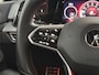 Volkswagen Golf 2.0 TSI GTI Clubsport 300PK - DEALER ONDERHOUDEN - PANORAMADAK - BLACK ON BLACK - HARMAN KARDON - STUUR + STOELVERWARMING