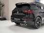 Volkswagen Golf 2.0 TSI GTI Clubsport 300PK - DEALER ONDERHOUDEN - PANORAMADAK - BLACK ON BLACK - HARMAN KARDON - STUUR + STOELVERWARMING