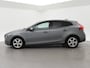 Volvo V40 1.6 T2 + TREKHAAK | PRIVACY GLASS | DIGITALE COCKPIT | NAVIGATIE