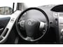 Toyota Yaris 1.3 VVTi Luna | Climate control | Elektrische ramen | Sportvelgen | Parkeersensoren