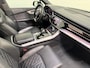 Audi Q7 4.0 TFSI SQ7 quattro 7p soft close / HUD / Clima Stoelen / Pano / B&O