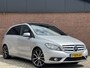 Mercedes-Benz B-klasse 250 | NL-AUTO! | LEDER! | TREKHAAK!