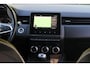 Renault Clio 1.0 TCe Intens / Airco met climate control / Half leder interieur / Multimedia systeem / Trekhaak / All season banden