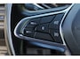 Renault Clio 1.0 TCe Intens / Airco met climate control / Half leder interieur / Multimedia systeem / Trekhaak / All season banden