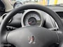 Peugeot 107 1.0-12V Urban Move 5-deurs Airco Elektrisc Ramen