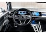 Volkswagen Golf 1.5 eTSI DSG R-Line Pano IQ Camera