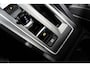 Volkswagen Golf 1.5 eTSI DSG R-Line Pano IQ Camera