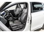Volkswagen Golf 1.5 eTSI DSG R-Line Pano IQ Camera