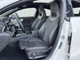 Mercedes-Benz CLA Coupé 180 Business Solution AMG | Panorama dak