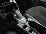Peugeot e-2008 EV GT Pack 50 kWh | Stoelverwarming | Navigatie | Alcantara sportstoelen | Camera | Drive assist |
