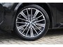 BMW X1 sDrive18i VOL | M-pakket | Pano | HUD | Massage | 360 | Adap Cruise | Elektr. Trekhaak | Harman Kardon | Keyless | Alarm kl.3 | Etc.