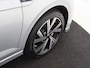 Volkswagen Polo R-Line Edition | 'App-Connect' draadloze smartphone integratie | Achterlichten LED | Afstandscontrolesysteem (Front Assist)