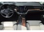 Volvo V60 Cross Country D4 AWD Intro Edition | Head-Up | Panoramadak | Harman/Kardon | Stoel + Stuur Verwarming | BLIS |
