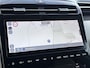 Hyundai Tucson 1.6 T-GDI HEV 230pk Premium Sky / Dealer onderhouden / Glazen schuif- en kanteldak / Trekgewicht 1650 kg / Elektrische achterklep / Stuur- Stoel & Achterbank verwarming / Rondomzicht camera / Stoelventilatie / Adaptief cruise control / Krell Audio Systeem /