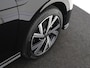 Volkswagen Polo R-Line Edition | 'App-Connect' draadloze smartphone integratie | Achterlichten LED | Afstandscontrolesysteem (Front Assist)