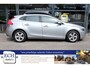 Volvo V40 1.6 T3 150 pk Momentum, Navi, Bluetooth, Camera, Trekhaak