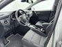 Toyota Auris 1.8 Hybrid Dynamic Ultimate | Stoelverwarming | 17" Lichtmetalen velgen | Navigatie |