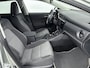 Toyota Auris 1.8 Hybrid Dynamic Ultimate | Stoelverwarming | 17" Lichtmetalen velgen | Navigatie |