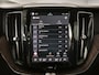 Volvo XC60 2.0 T6 Plug-in hybrid AWD Plus Black Edition | Harman Kardon | Panoramadak | Trekhaak wegklapbaar.