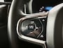 Volvo XC60 2.0 T6 Plug-in hybrid AWD Plus Black Edition | Harman Kardon | Panoramadak | Trekhaak wegklapbaar.