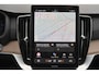 Volvo XC90 T8 Recharge AWD Plus Dark - Luchtvering - Panorama/schuifdak - IntelliSafe Assist & Surround - 360º Camera - Harman/Kardon audio - Adaptieve LED koplampen - Verwarmde voorstoelen, stuur & achterbank - Parkeersensoren voor & achter - Elektr. bedienb. voorstoelen met geheugen - Draadloze tel. lader - Extra getint glas - 21' LMV