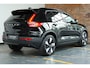 Volvo EX40 Single Motor Plus 70 kWh | Stoelverwarming | Stuurwielverwarming | Parkeersensoren voor + achter | Google Infotainment | Semi-Electrische Wegklapbare Trekhaak | Warmtepomp | Comfortstoelen |