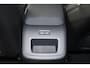 Volvo XC60 T8 Recharge AWD Plus Black Edition - Panorama/schuifdak - IntelliSafe Assist & Surround - 360º Camera - Harman/Kardon audio - Adaptieve LED koplampen - Verwarmde voorstoelen, stuur & achterbank - Parkeersensoren voor & achter - Head up display - Draadloze tel. lader - Extra getint glas - Inklapbare trekhaak - 21' LMV