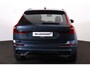 Volvo XC60 T8 Recharge AWD Plus Black Edition - Panorama/schuifdak - IntelliSafe Assist & Surround - 360º Camera - Harman/Kardon audio - Adaptieve LED koplampen - Verwarmde voorstoelen, stuur & achterbank - Parkeersensoren voor & achter - Head up display - Draadloze tel. lader - Extra getint glas - Inklapbare trekhaak - 21' LMV