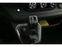 Renault Trafic 2.0 dCi 150PK L2H1 | Aut. | Airco | Cruise | 3 Zits | Trekhaak | Carplay | Parkeersens.
