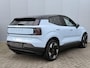 Volvo EX30 P5 Long Range Plus Europa 69 kWh | €41.675 | Cloud Blue | Indigo bekleding | 19" Lichtmetalen velgen | Climate Pack | Driver Assist Pack | Extra getint glas achter | Harman KArdon audio | Elektrisch verstelbare voorstoelen