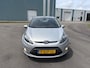 Ford Fiesta 1.25i Titanium 5-Deurs 82 PK. Zeer fijn rijdende auto !!! Distributieriem en waterpomp vervangen bij 154.000 KM !!