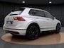Volkswagen Tiguan 1.4 TSI eHybrid R-Line | Pano Dak | Trekhaak | Head-Up Display | ACC | Side Assist | Elek. Achterklep | Stuur-/Stoelverwarming | Matrix LED | 20'' |
