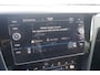 Volkswagen Arteon 2.0 TSI 190pk DSG R-Line Business+ | Adaptive Cruise | Achterbank Verwarmd | Navigatie
