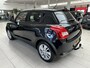 Suzuki Swift 1.2 Select [ TREKHAAK I ARMSTEUN I CARPLAY I CAMERA ]