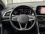 Volkswagen T-Roc 1.0 TSI Life Business I Carplay I Clima I Stoelverwarming I Digitale cockpit I LED