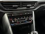 Volkswagen T-Roc 1.0 TSI Life Business I Carplay I Clima I Stoelverwarming I Digitale cockpit I LED