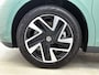 Volkswagen ID. Buzz Pro Bulli Limited Edition LWB 7p. 286PK | Automaat | Airco | Trekhaak | Draadloos Apple Carplay/Android Auto | DAB+ | Keyless Acces | Stoelverwarming | Achteruitrijcamera | Diefstalalarm |