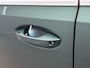 Volkswagen ID. Buzz Pro Bulli Limited Edition LWB 7p. 286PK | Automaat | Airco | Trekhaak | Draadloos Apple Carplay/Android Auto | DAB+ | Keyless Acces | Stoelverwarming | Achteruitrijcamera | Diefstalalarm |