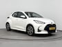 Toyota Yaris 1.5 Hybrid Dynamic Navi | 16'' Lichtmetalen velgen | Apple Carplay / Android Auto | Parkeercamera | Keyless Entry/Start |