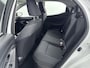 Toyota Yaris 1.5 Hybrid Dynamic Navi | 16'' Lichtmetalen velgen | Apple Carplay / Android Auto | Parkeercamera | Keyless Entry/Start |