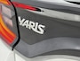 Toyota Yaris 1.5 Hybrid Dynamic Navi | 16'' Lichtmetalen velgen | Apple Carplay / Android Auto | Parkeercamera | Keyless Entry/Start |