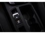 Volkswagen T-Roc Style 1.5 TSI 150pk DSG Automaat Adaptive cruise control, Achteruitrijcamera, Stoelverwarming, Parkeersensoren, Elektrische achterklep, LED koplampen, App connect